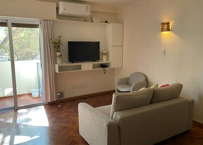 Comodo Departamento En El Centro De Mendoza